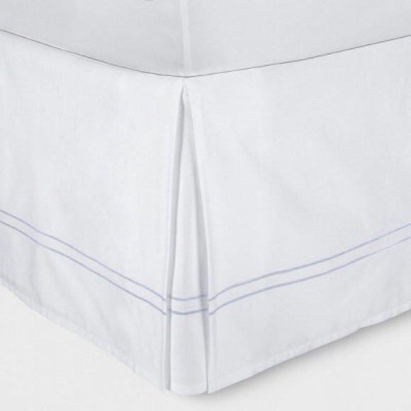 Fieldcrest Bedding White Hotel Bed Skirt King Fieldcrest Poshmark